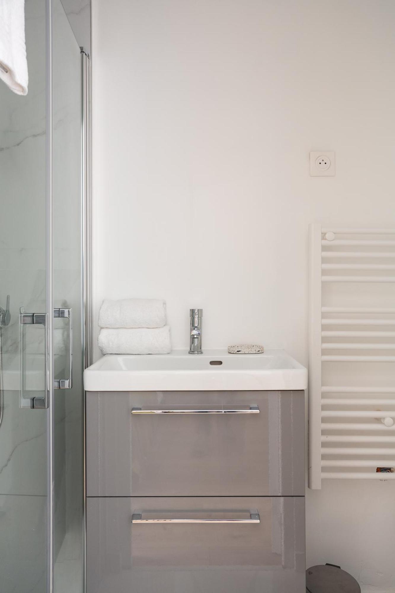 Maison Geranium Париж Екстериор снимка